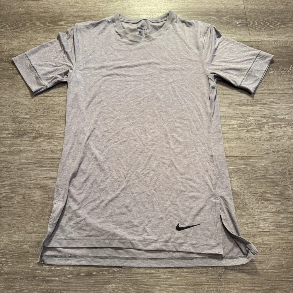 Nike Shirt Mens S Gray Performance Dri-FIT Transcend Yoga Training AJ8796-056